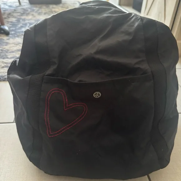 Peace Love World Travel Tote - Picture 6 of 8